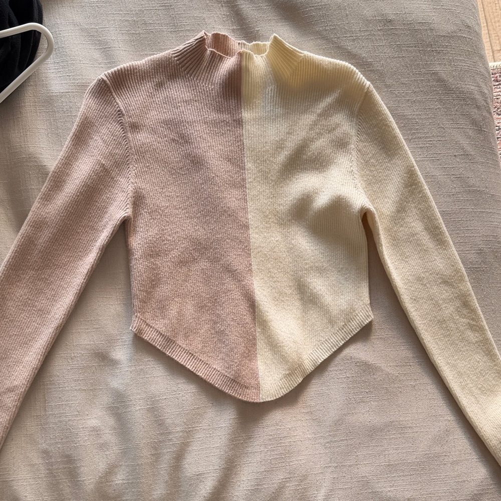 Two-Tone Ribbed Sweater - Picture 2 of 5